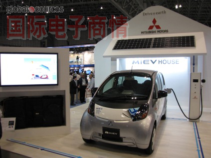 三菱(Mitsubishi)的“MiEV house”運(yùn)用了在網(wǎng)格或汽車之間轉(zhuǎn)移家用電源的概念。